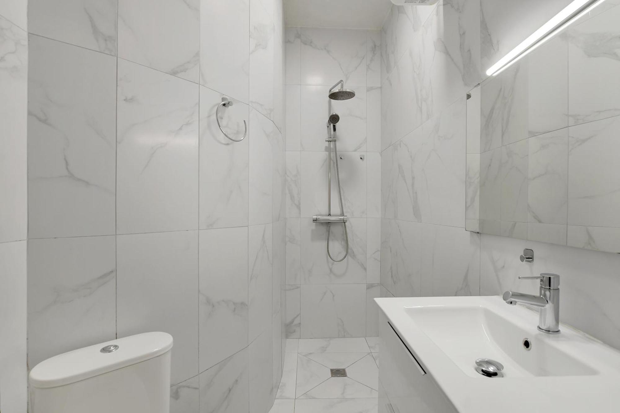 A Sweet Studio in Montparnasse - Boulevard du Montparnasse Parigi Esterno foto